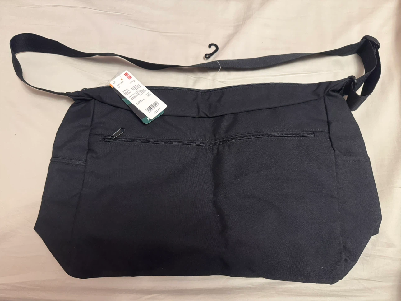 UNIQLO Shoulder Bag - Black
