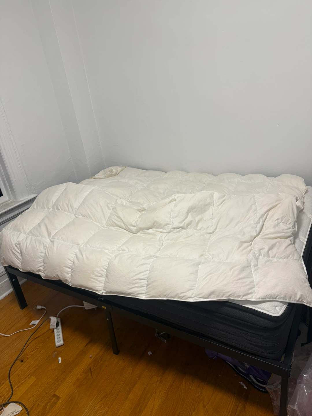Tencel queen size mattress + Frame