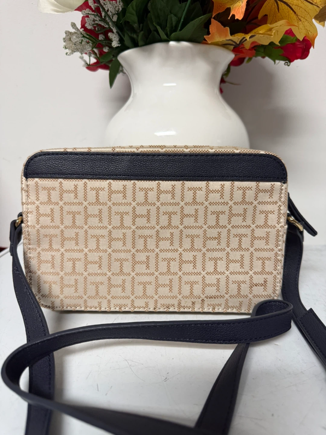 Tommy Hilfiger Camera Bag - photo 2