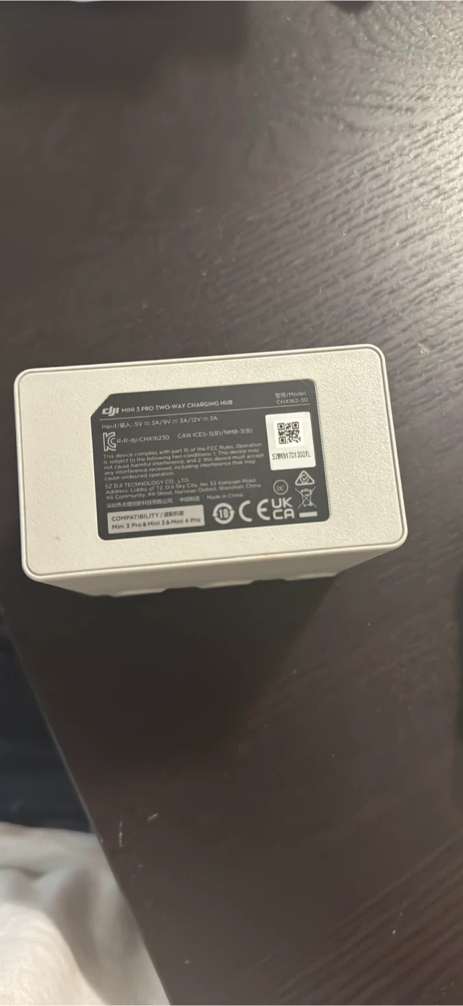 DJI Mini 4 Pro Two-Way Charging Hub and 2 Batteries - photo 4