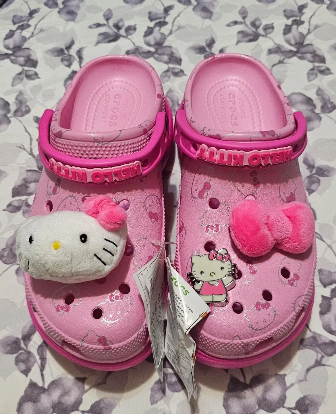 Crocs Hello Kitty Platform Clogs Women's Size 7