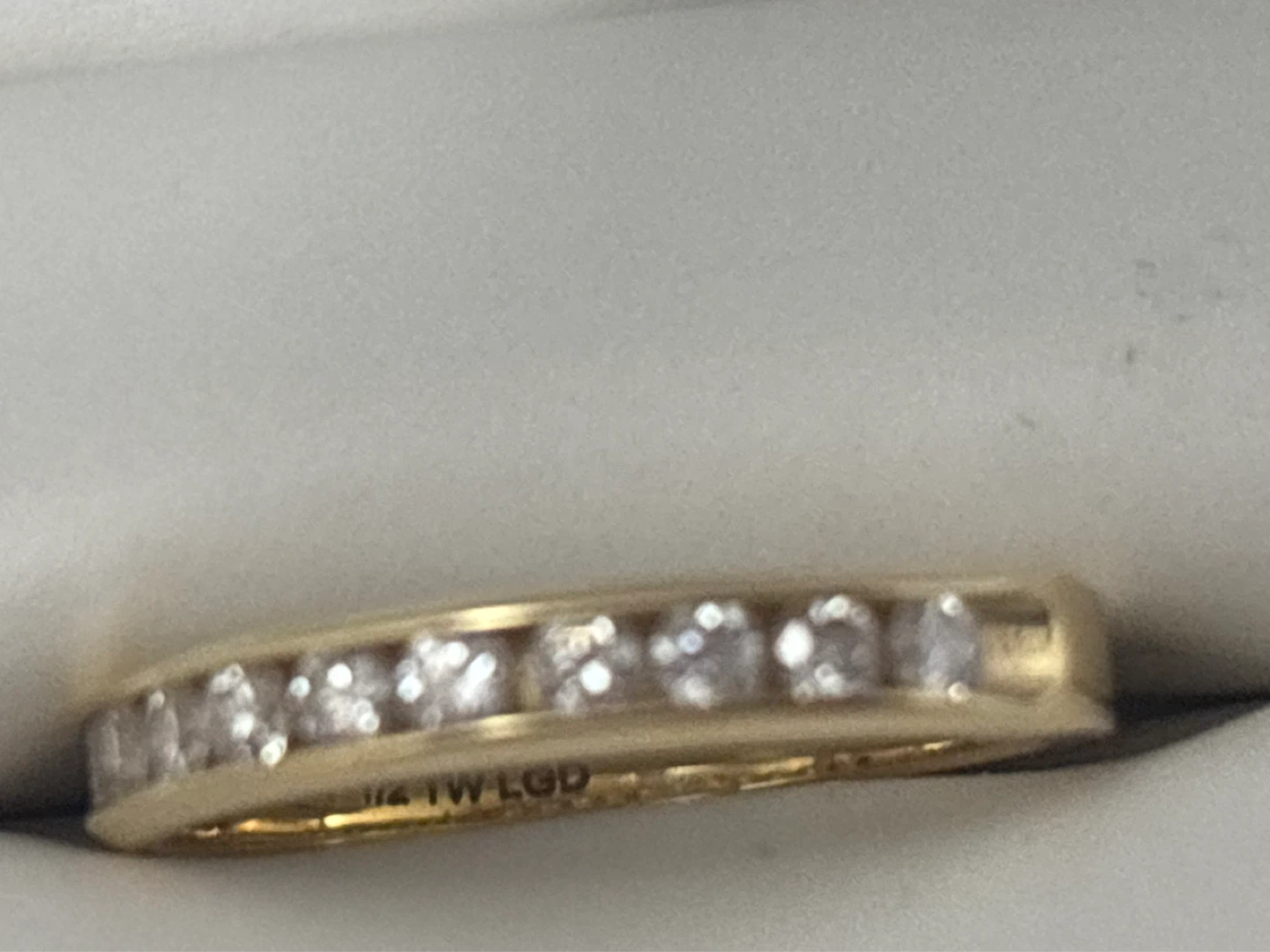 14K Gold Diamond Band Ring - photo 4