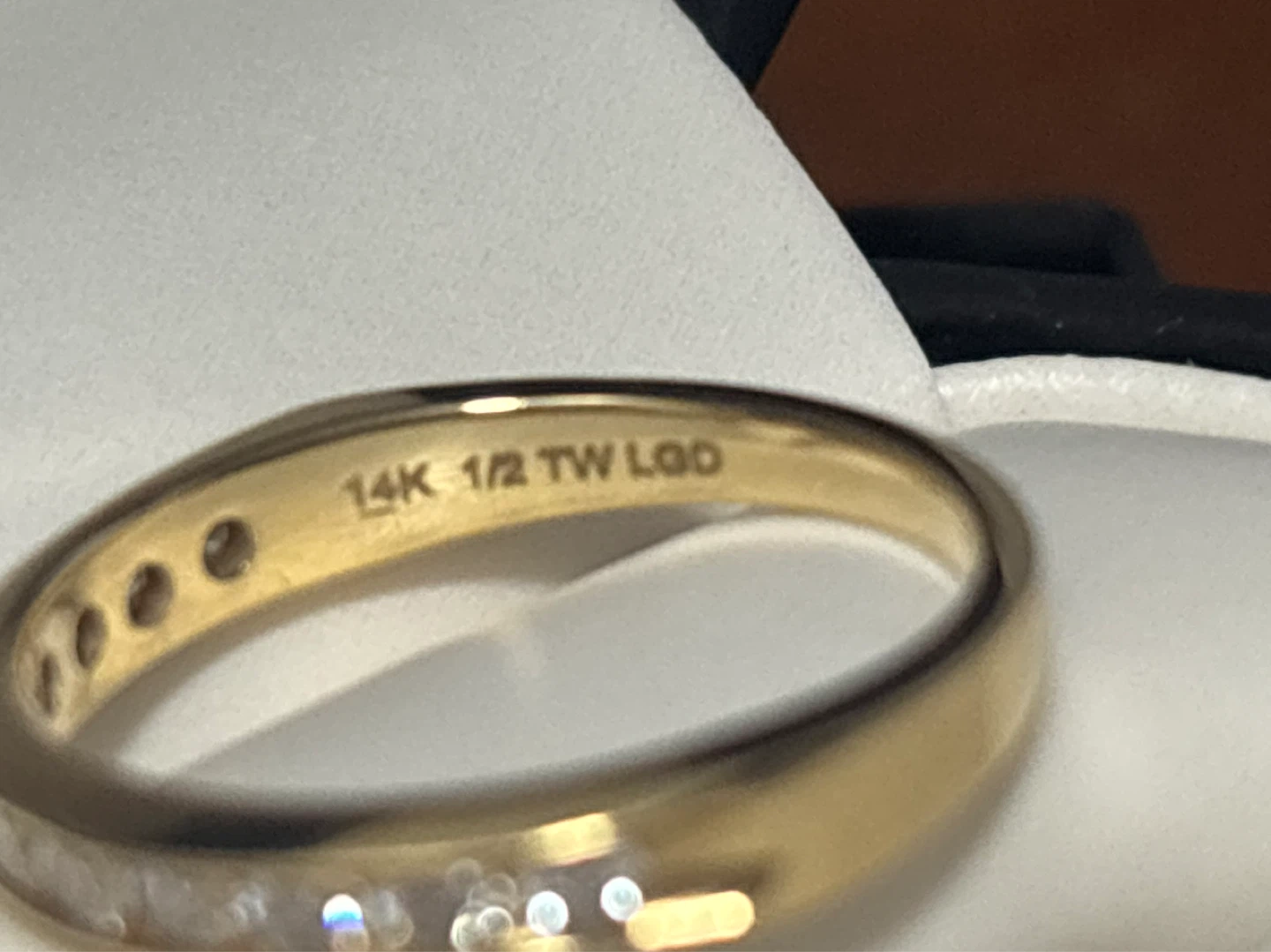 14K Gold Diamond Band Ring - photo 3
