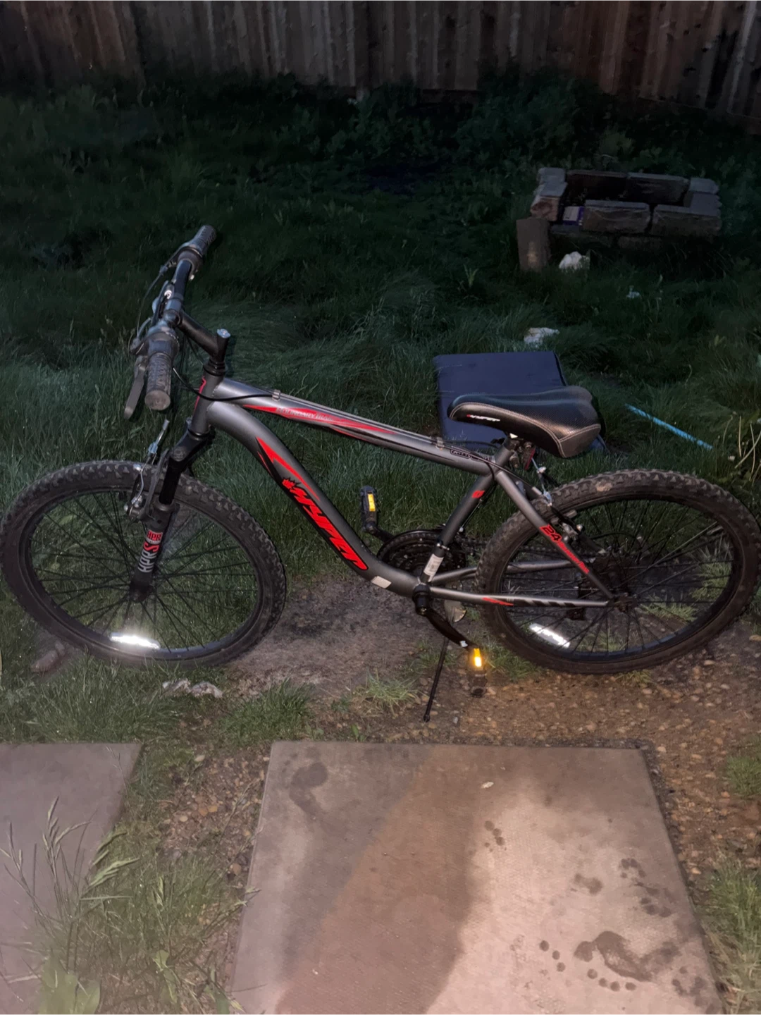 Gray Mongoose Mountain Bike - photo 2