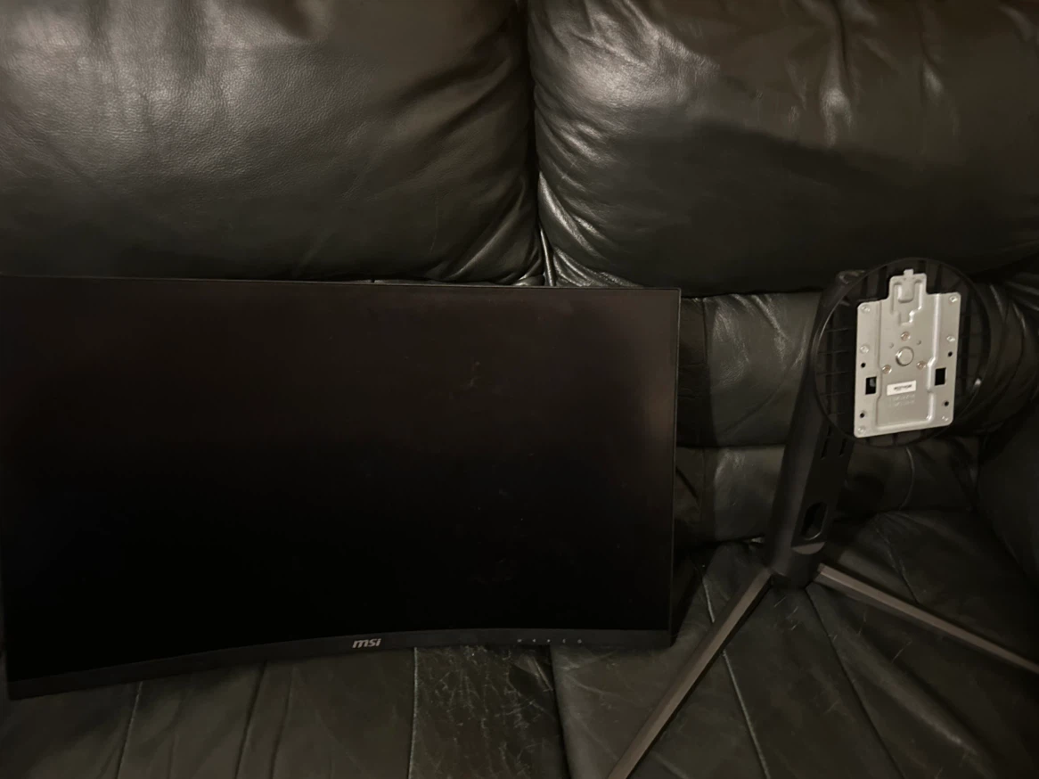 MSI Optix G271CQP 27" Curved Gaming Monitor