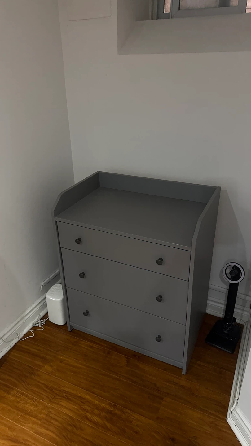 Grey 3-Drawer Dresser - photo 2