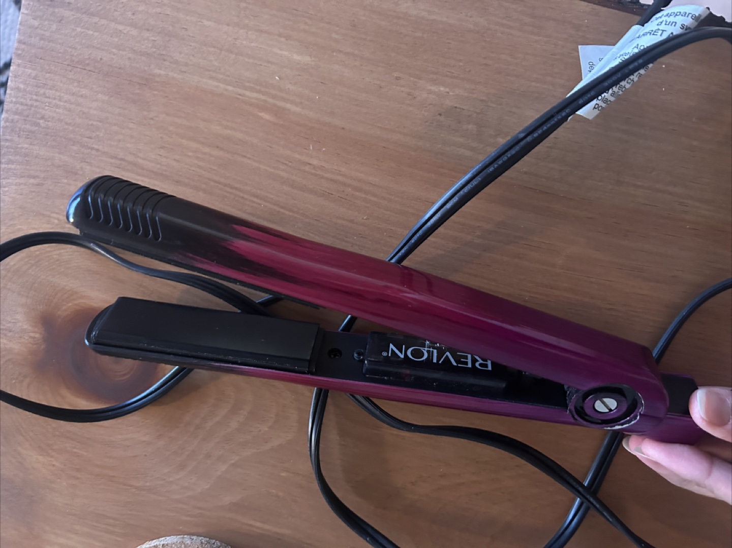 Revlon hair straightener - photo 2