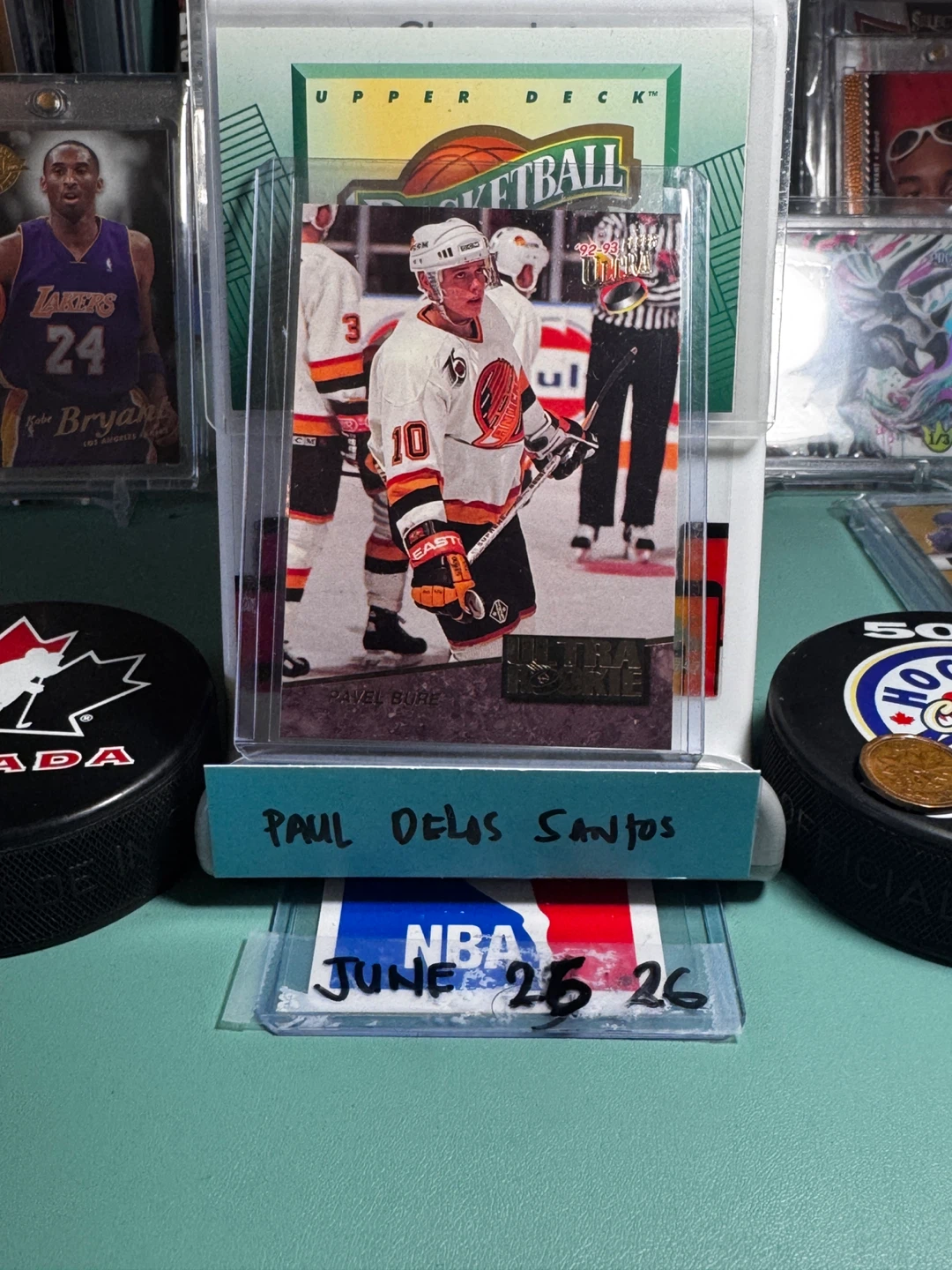 1992-93 Upper Deck Pavel Bure Ultra Rookie Hockey Card - photo 2