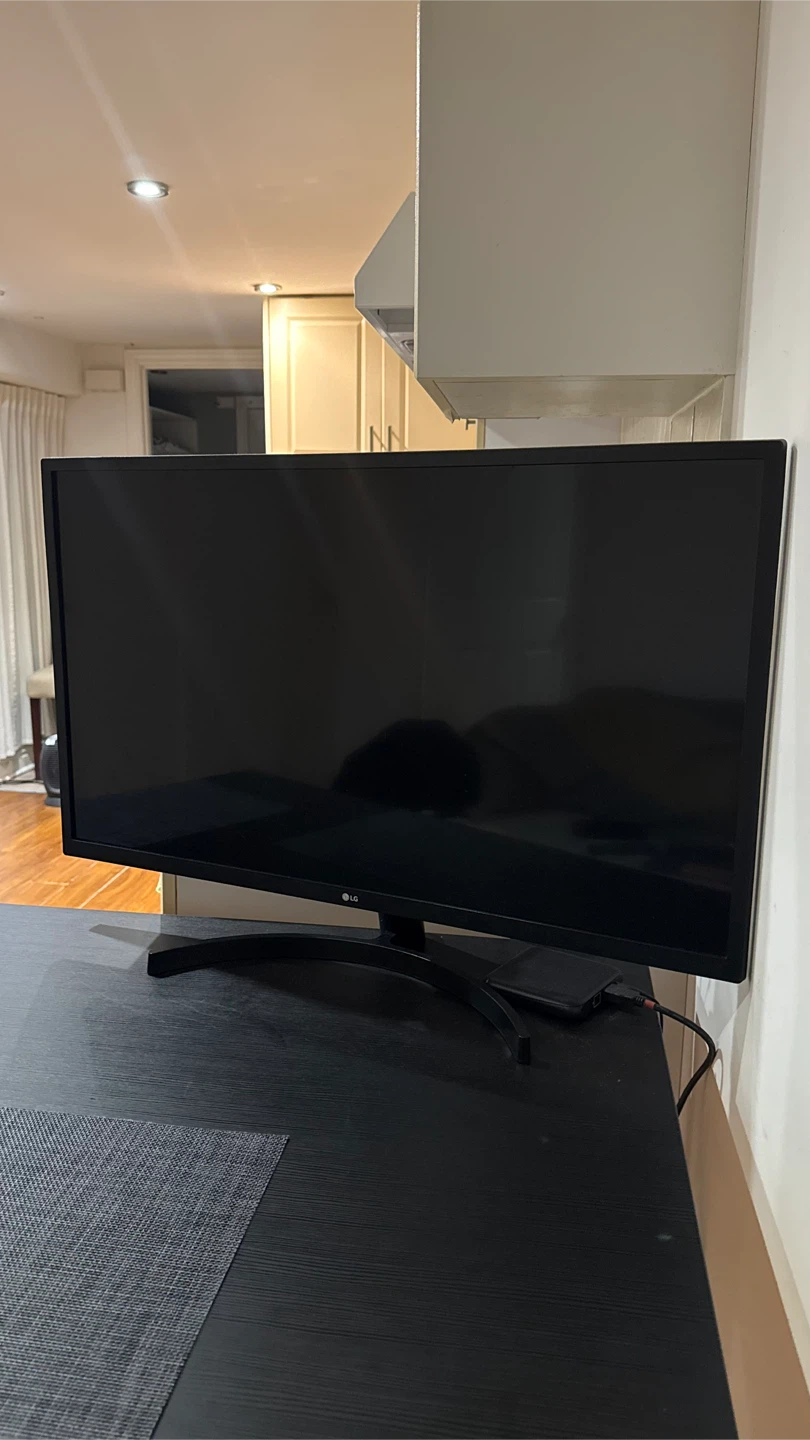 LG Computer Monitor - photo 5