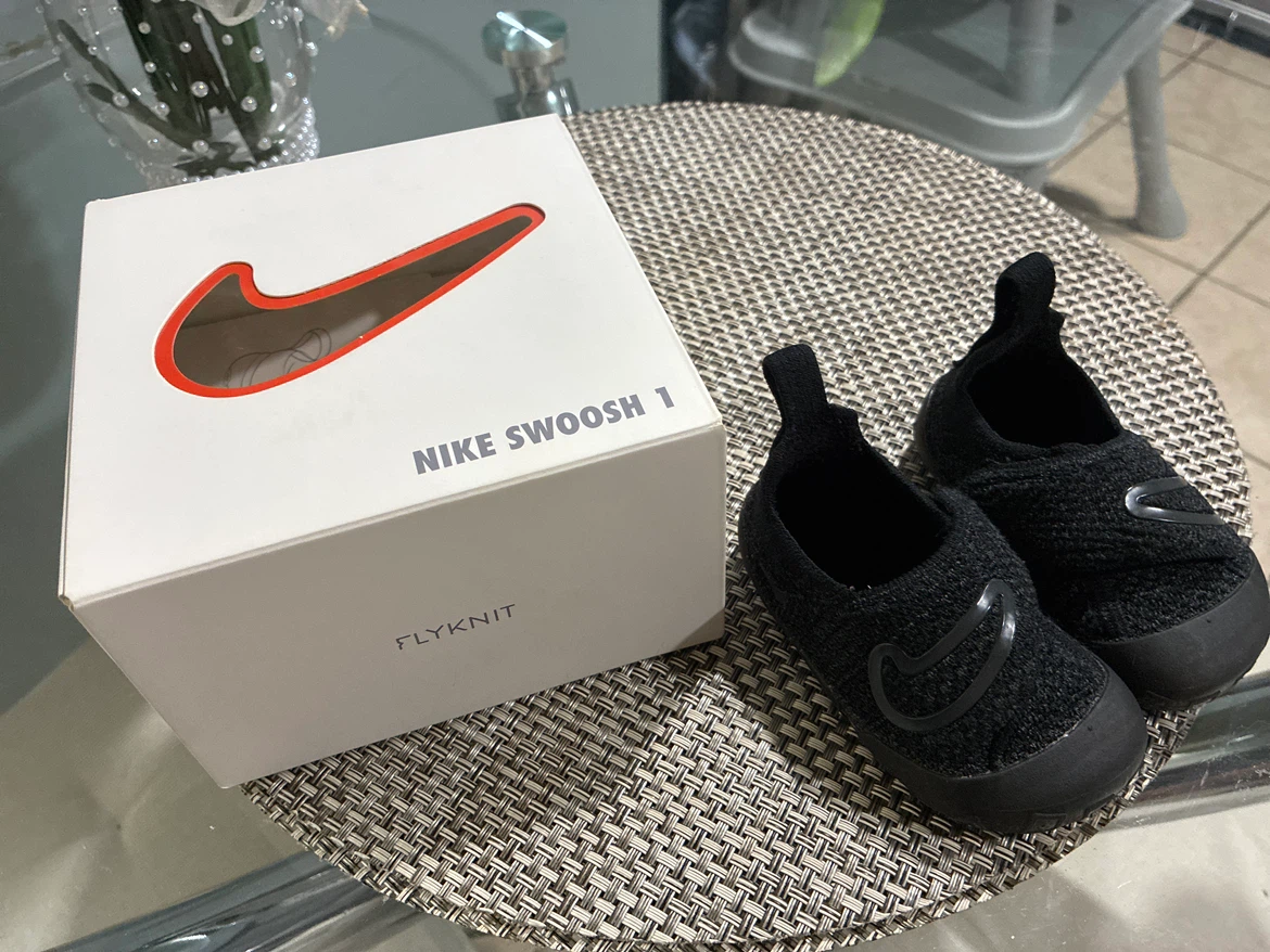 Nike Baby Shoes Swoosh 1 (TD) Black Flyknit - photo 2