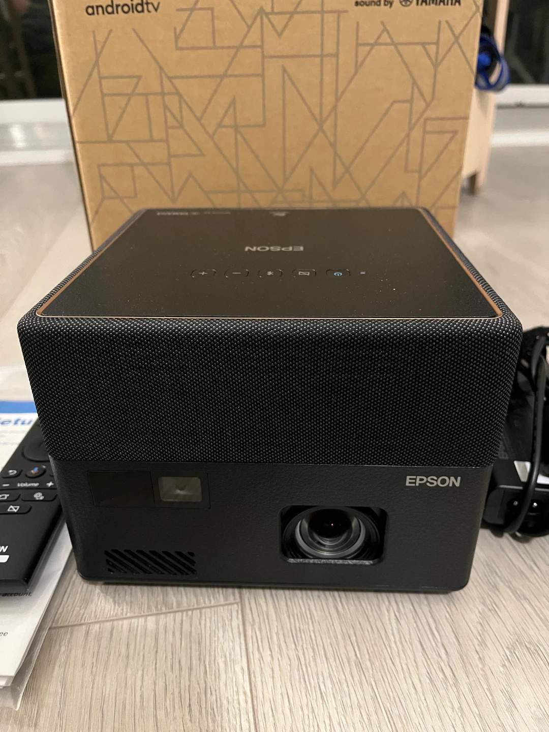 Epson EpiqVision EF12 Smart Streaming Laser Projector