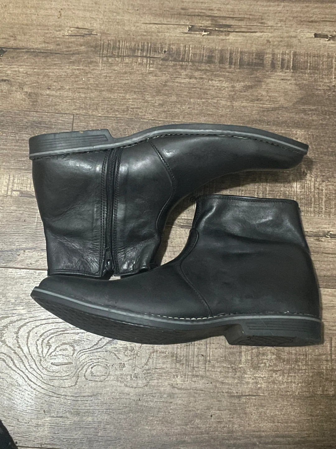Black Leather Zipper Ankle Boots - photo 2