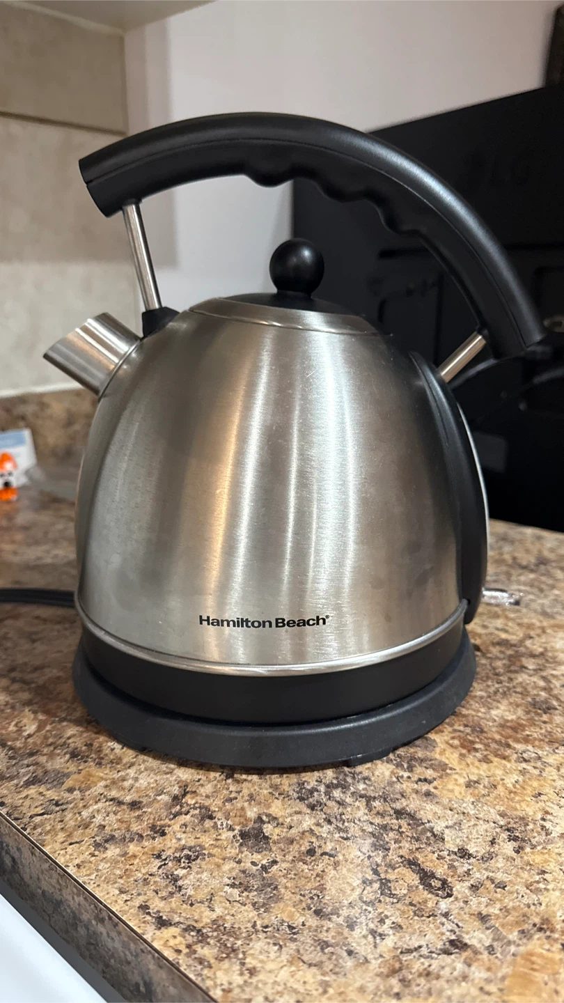 Hamilton Beach Electric Kettle - photo 3