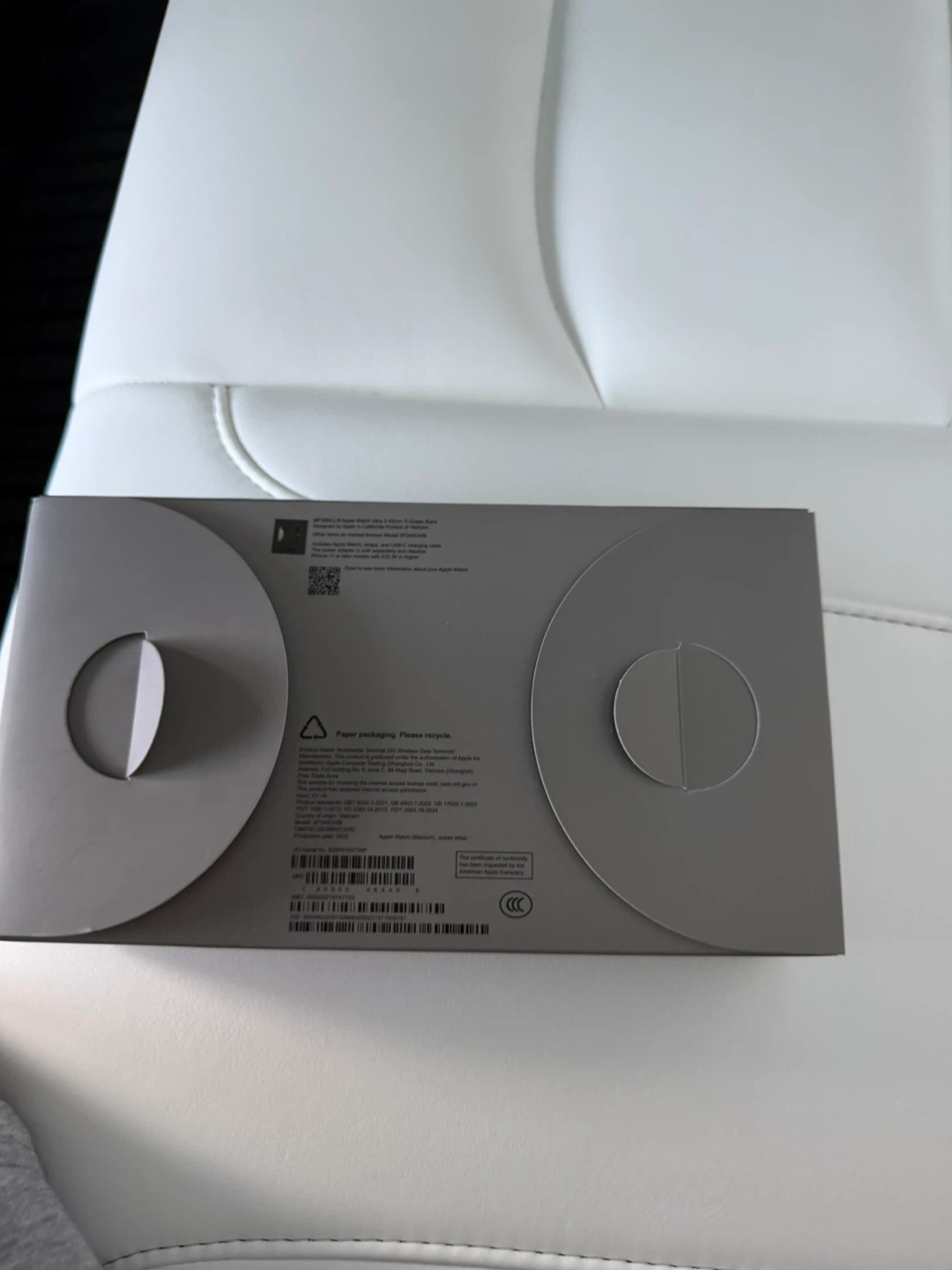 Apple Watch 3 Ultra BNIB - photo 2