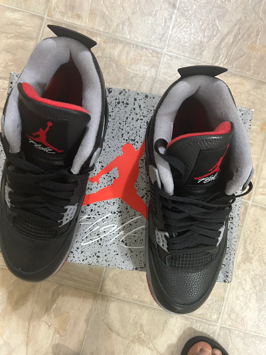 Air Jordan 4 Retro Bred Reimagined Men's  Excellent Condition - photo 2