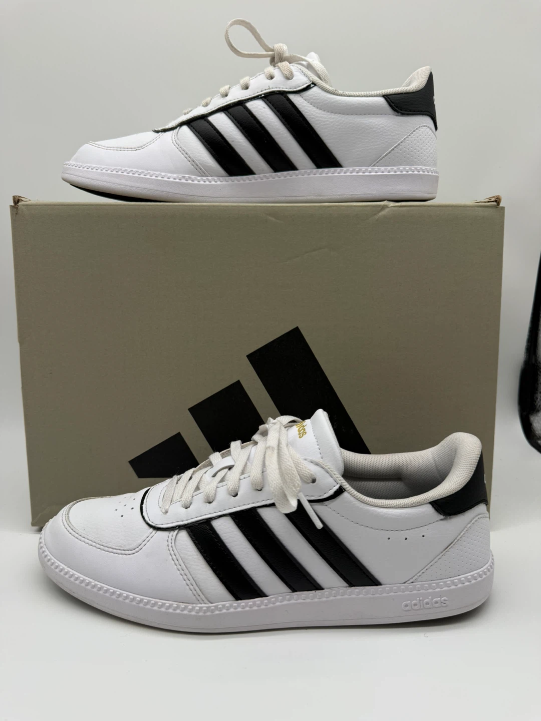 Adidas Breaknet Sleek Women’s Running Sneakers White Size US 9
