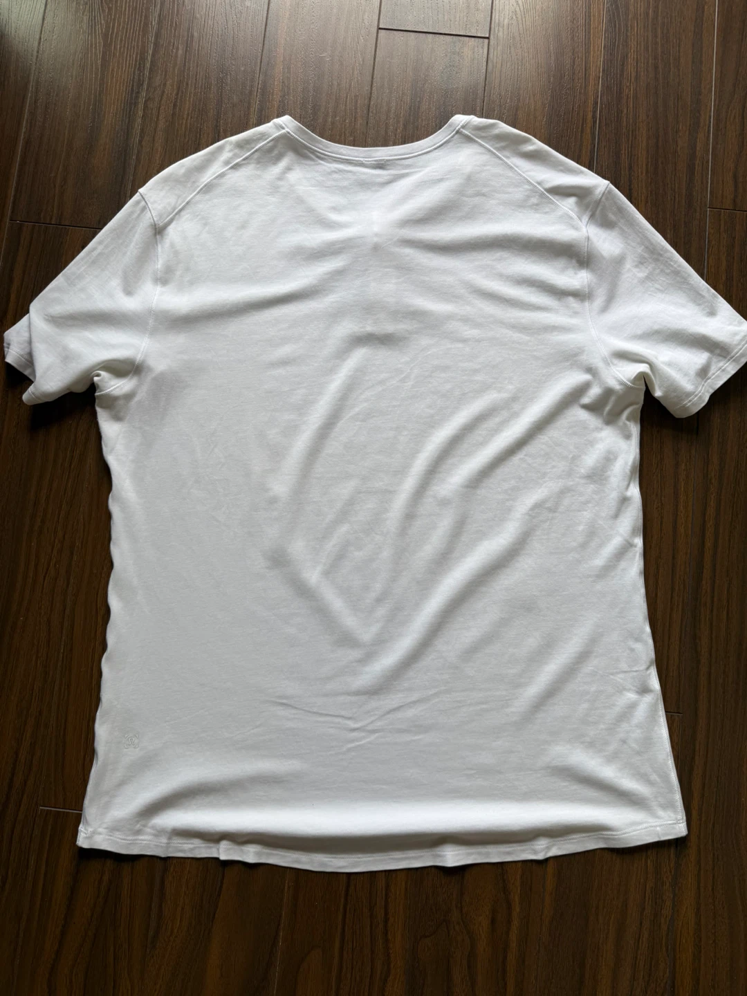 Lululemon Men's White Henley Shirt - photo 2