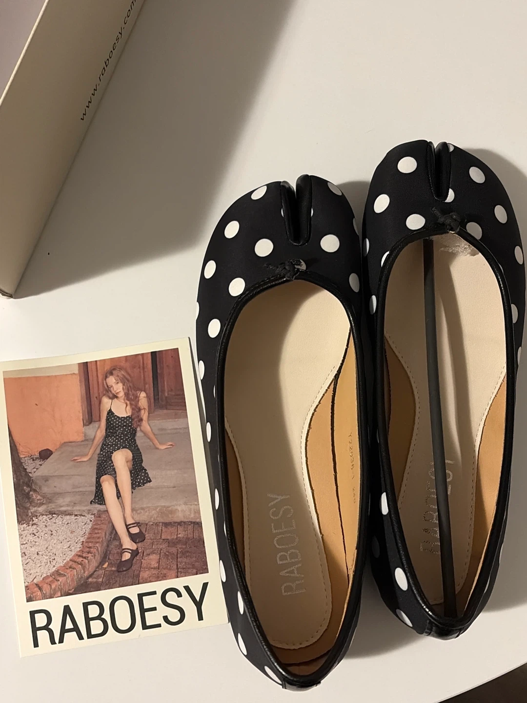 Raboesy Polka Dot Split-Toe Flats