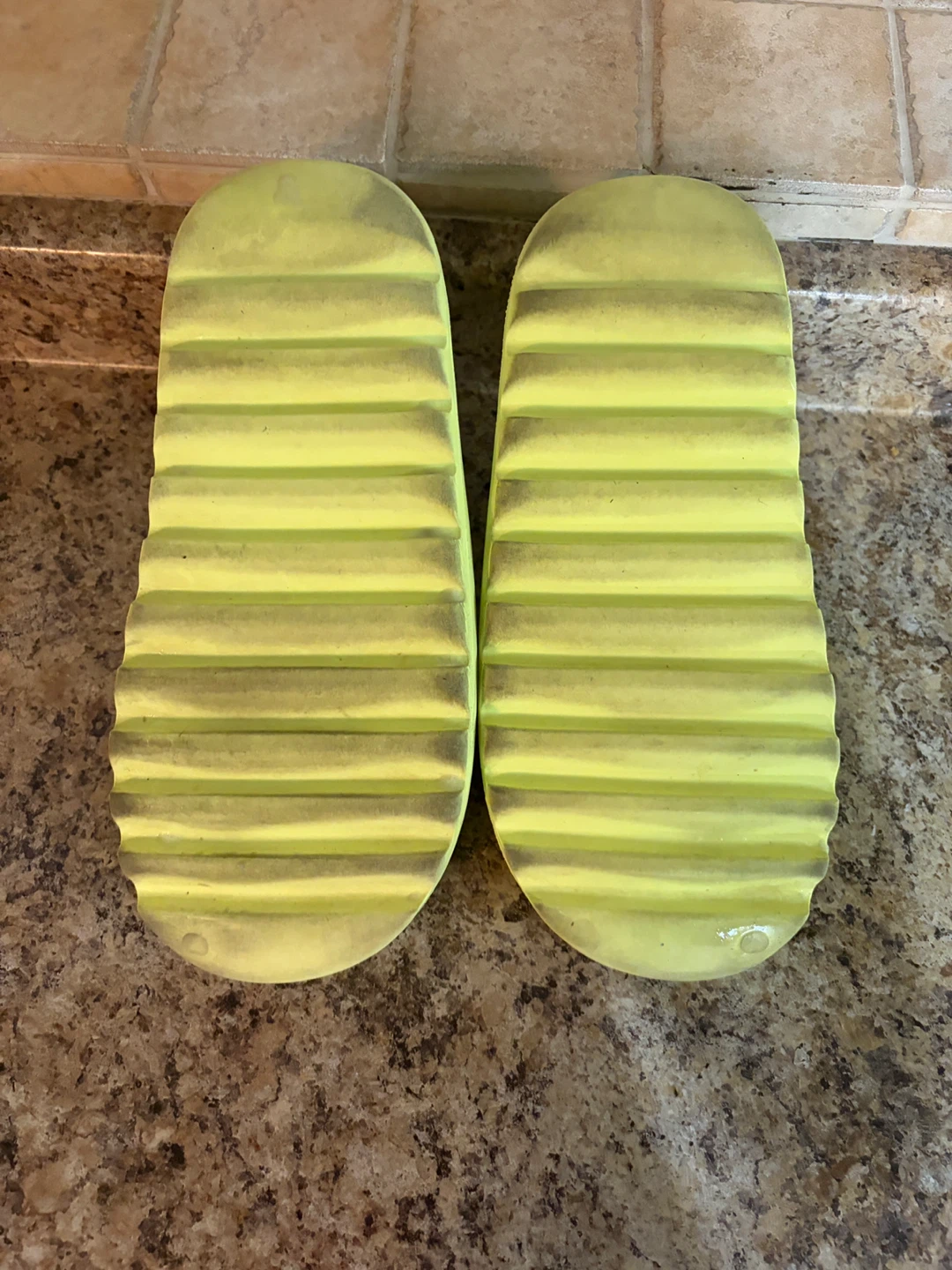 Yeezy Green Slides - photo 5