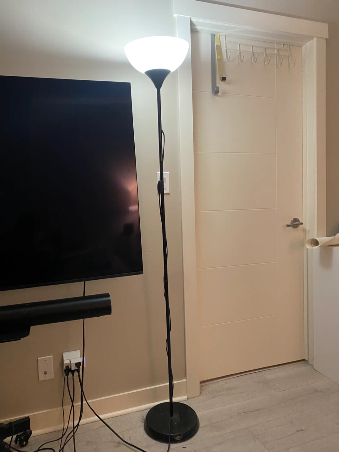 Black Floor Lamp - photo 2