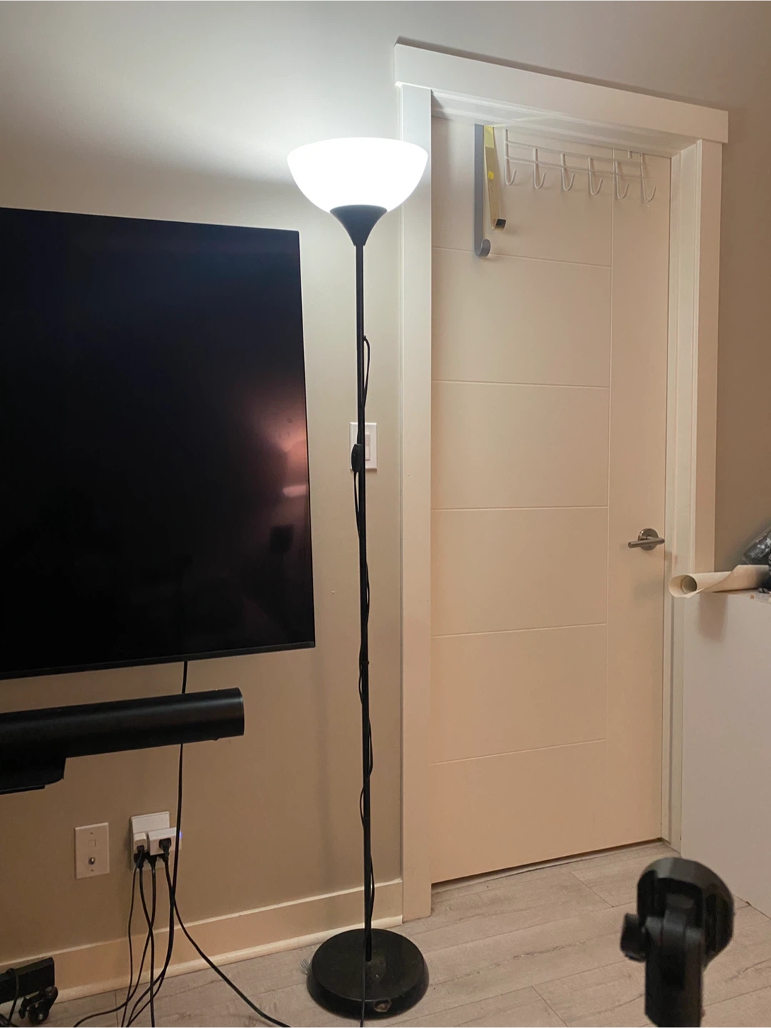 Black Floor Lamp - photo 4