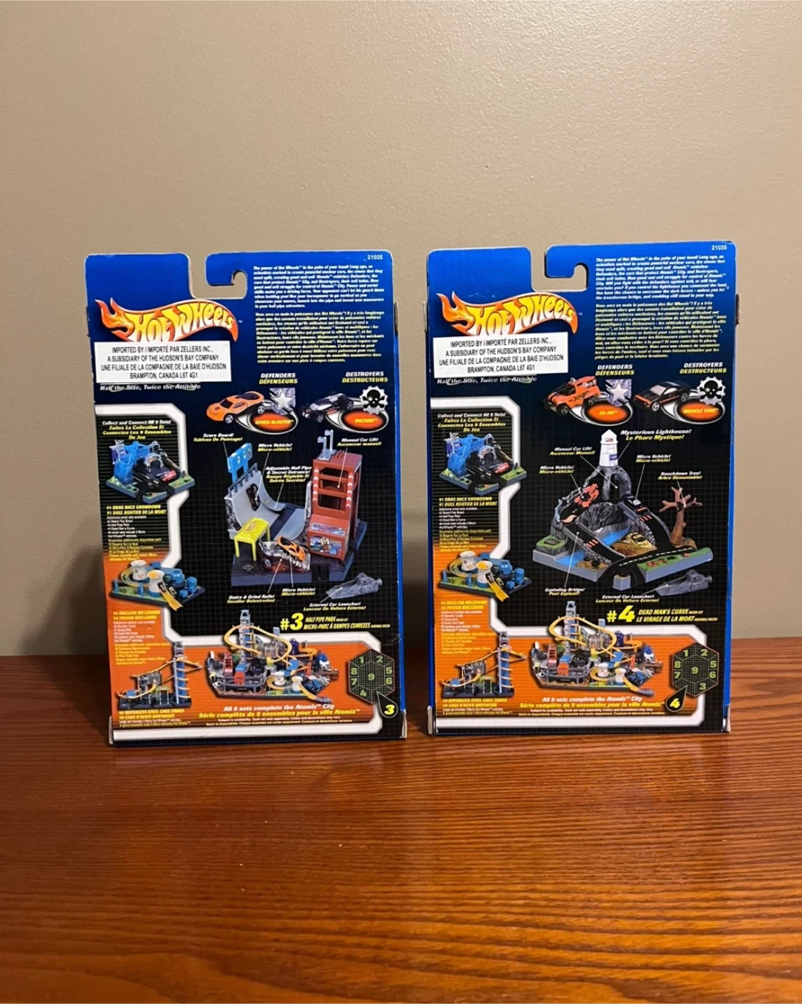 VINTAGE (2002) HOT WHEELS ATOMIX MICRO CAR SETS - photo 2