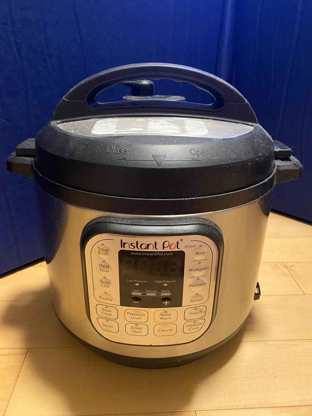 Instant Pot Duo 7-in-1 Electric Pressure Cooker