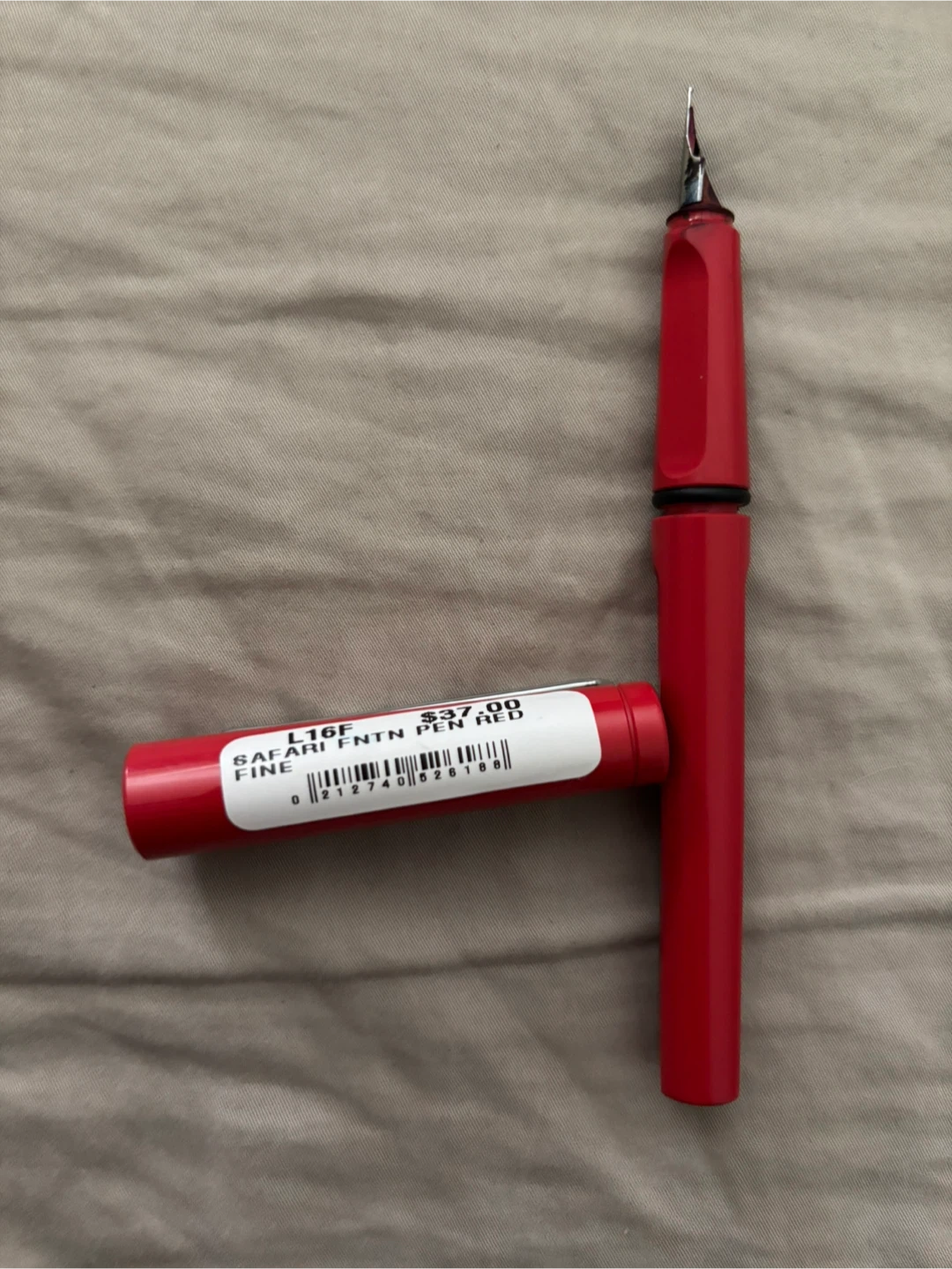 Lamy Safari Red Fountain Pen Fine Nib - photo 4