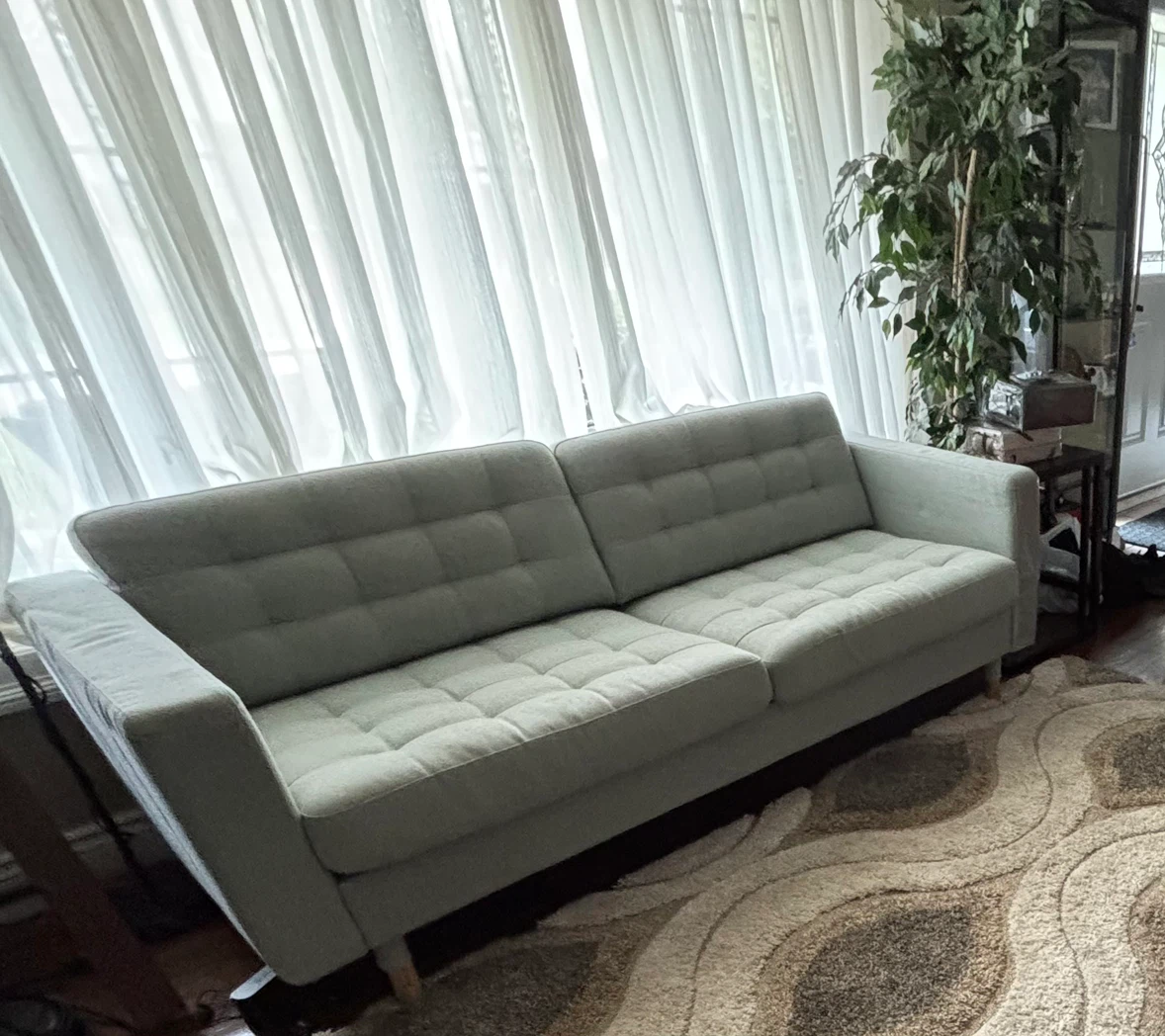 Tufted Sofa - photo 2