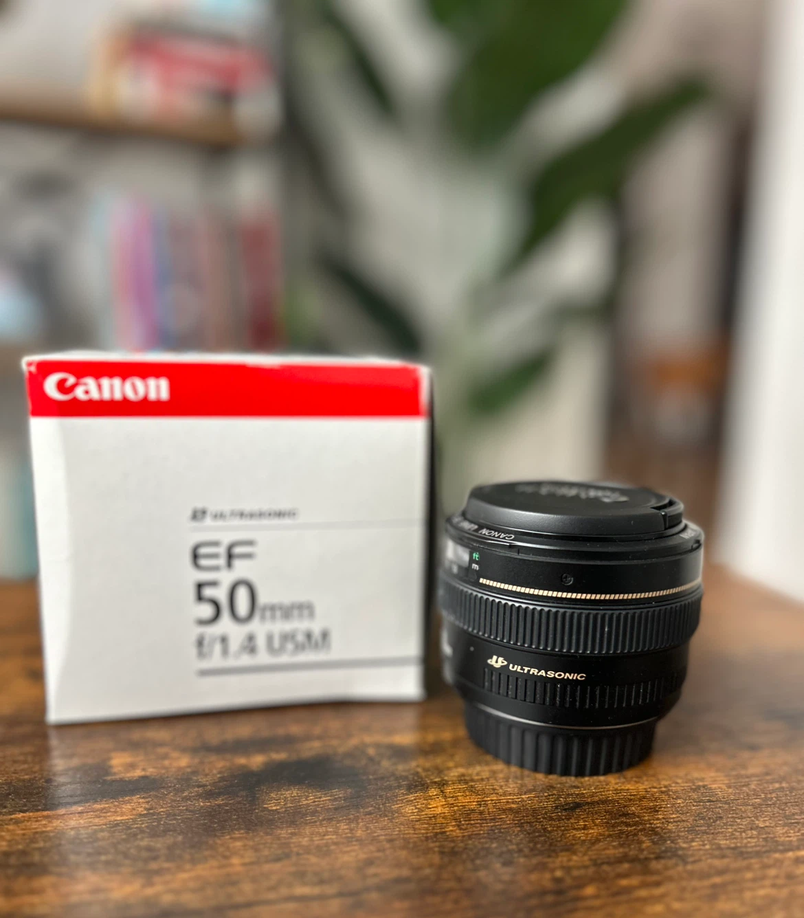 Canon EF 50mm f/1.4 USM lens
