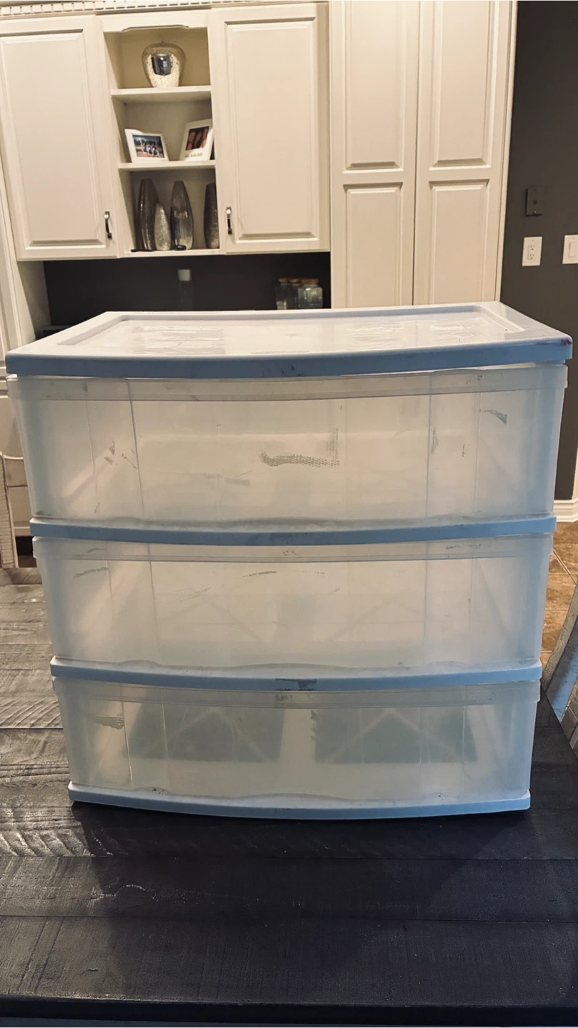 “Gracious Living” 3 drawer storage unit