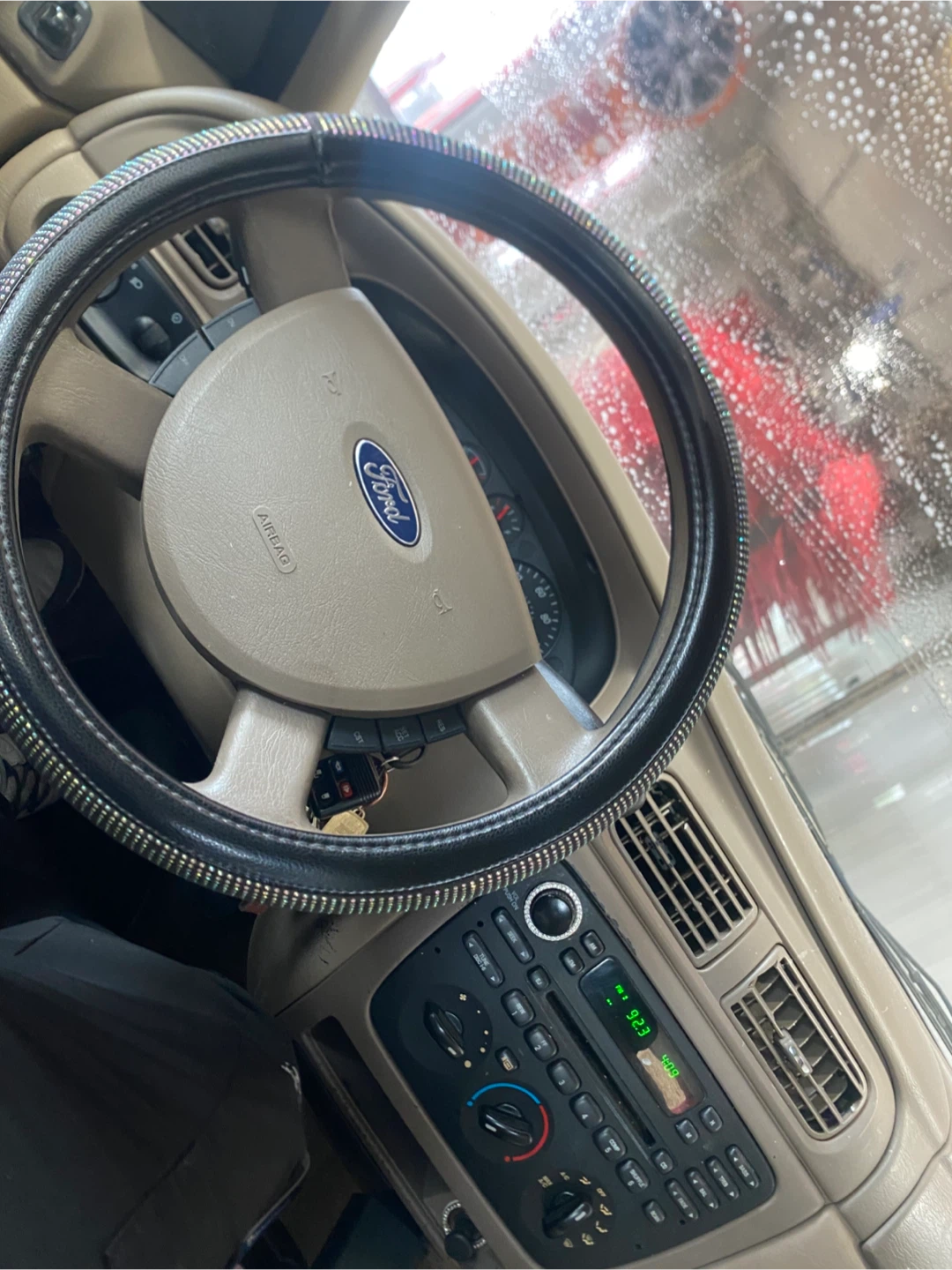 2001 Ford Taurus Sedan - photo 5