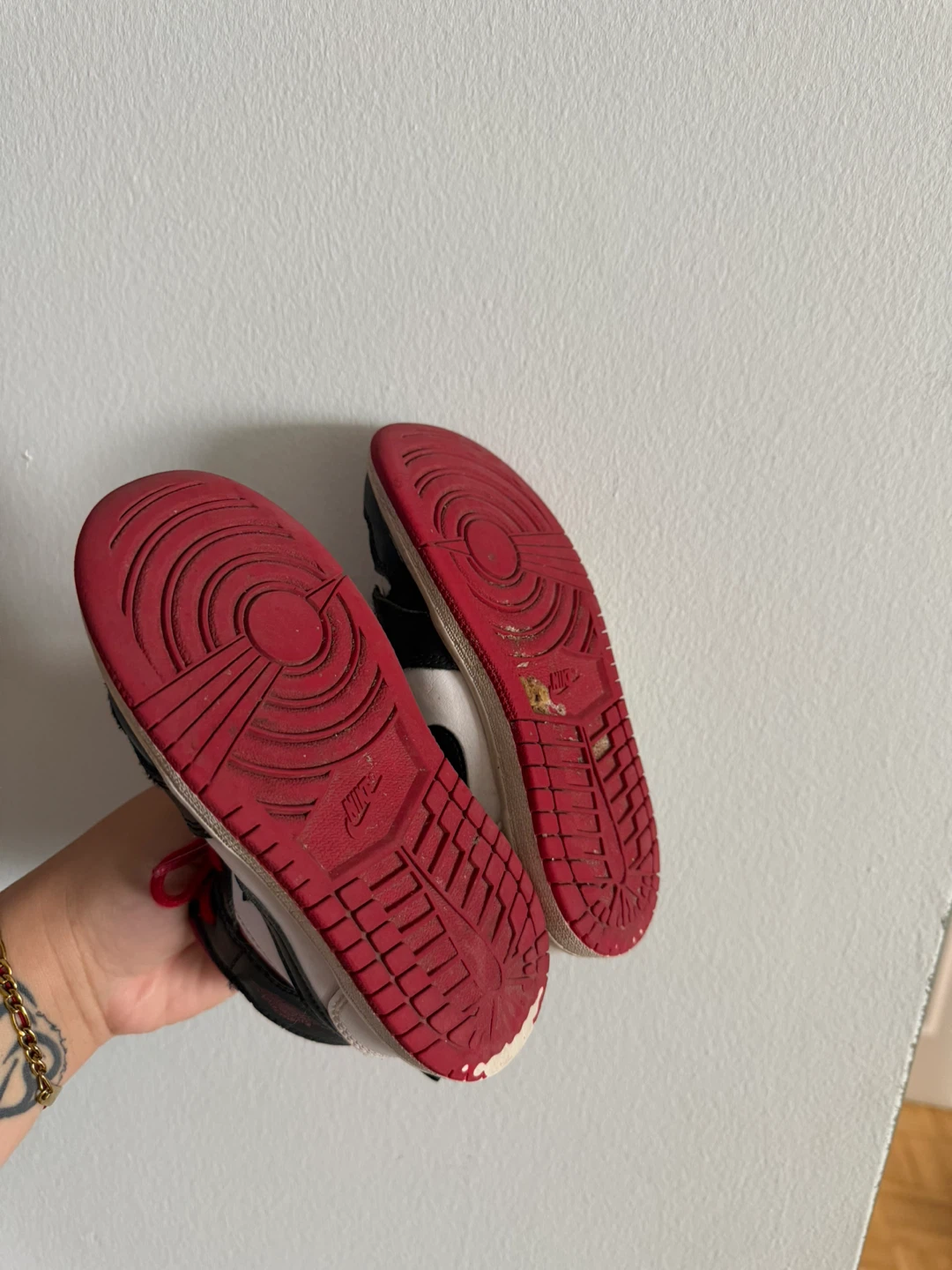 Jordan 1 Toddler Shoes size 20C - photo 4
