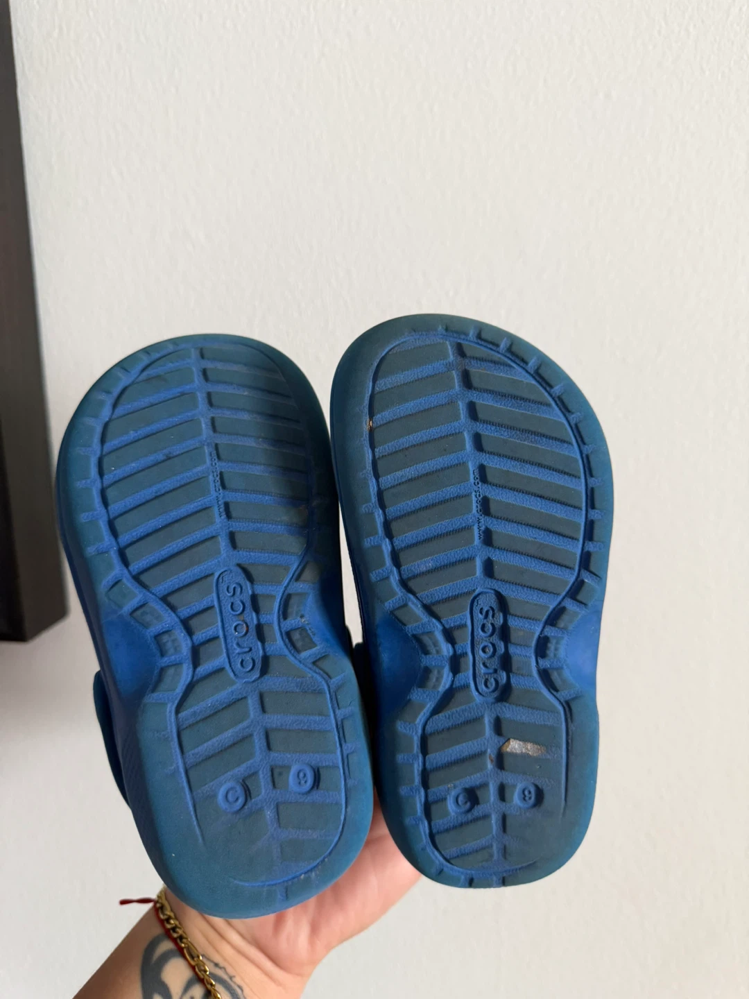 Kids' Blue Lined Crocs Size 9C - photo 2