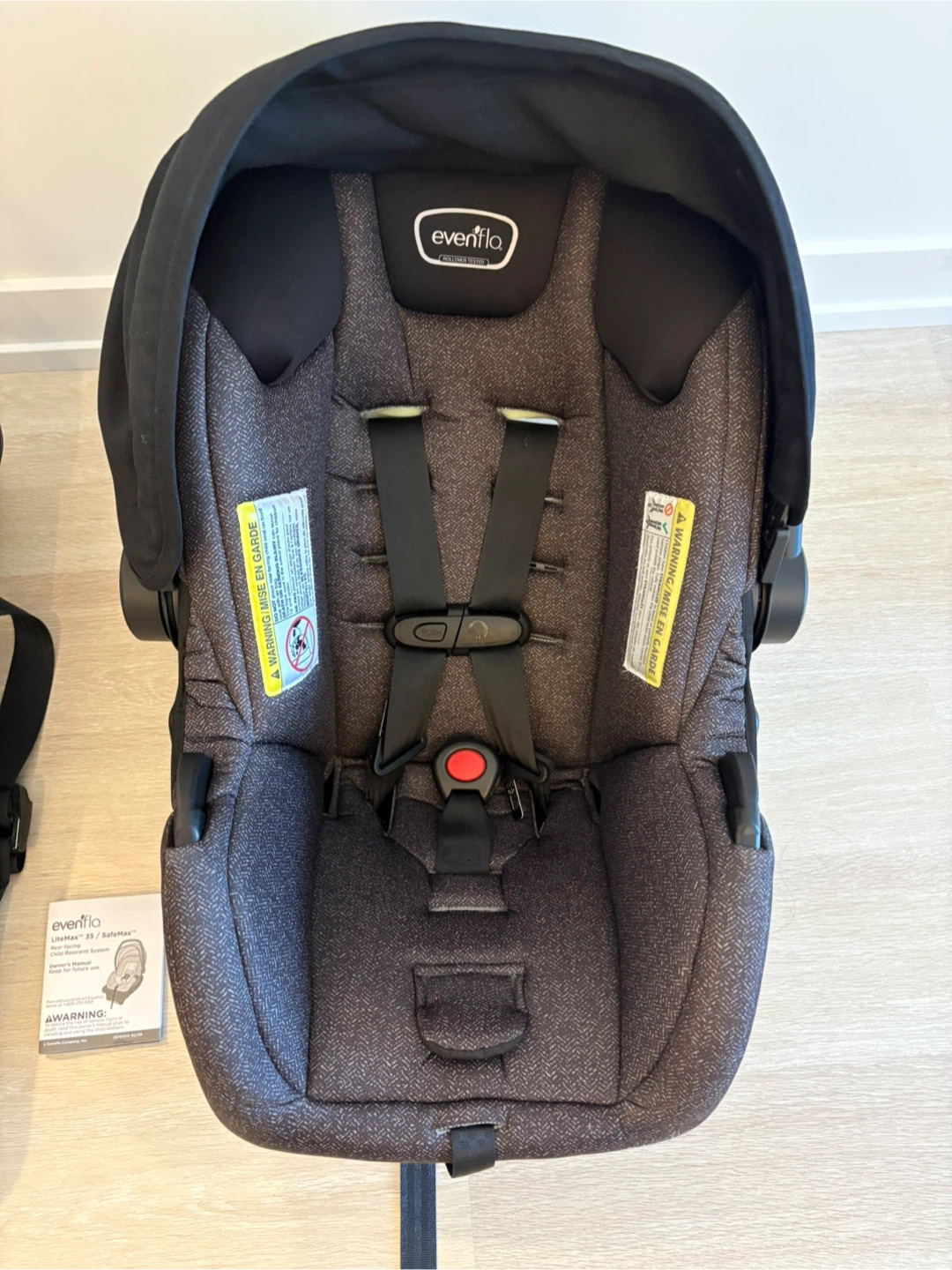 Evenflo Infant Car Seat with Base - photo 3
