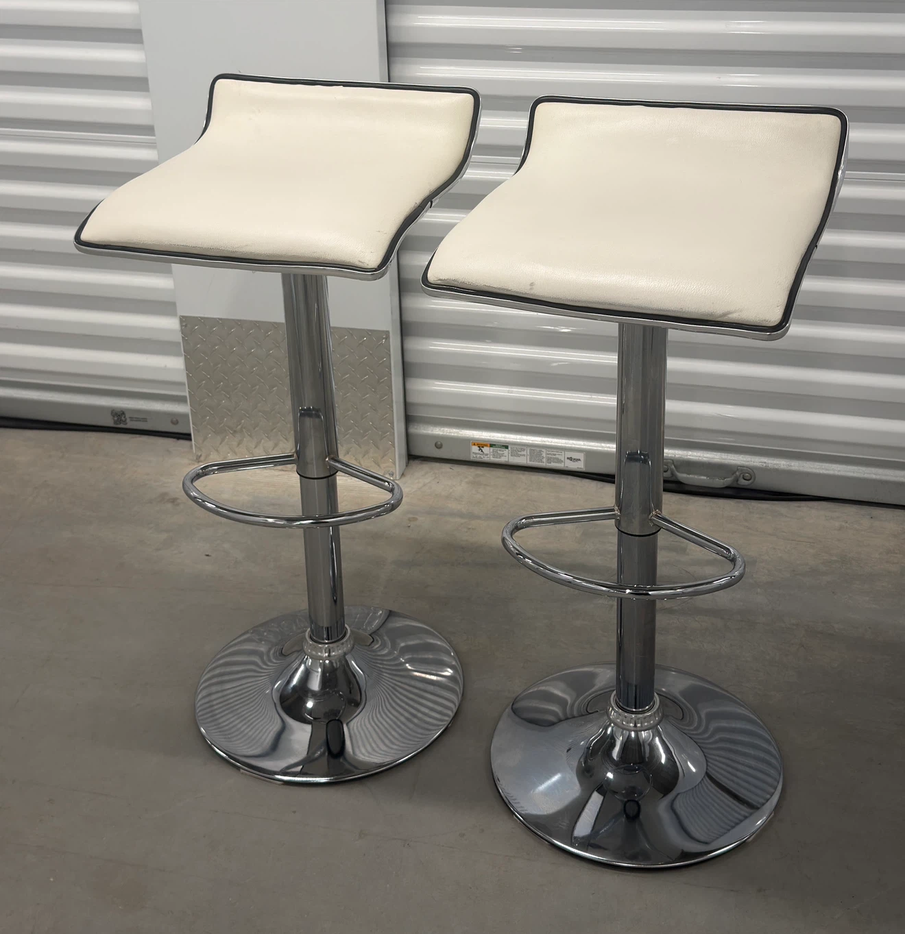 Adjustable White Swivel Bar Stools