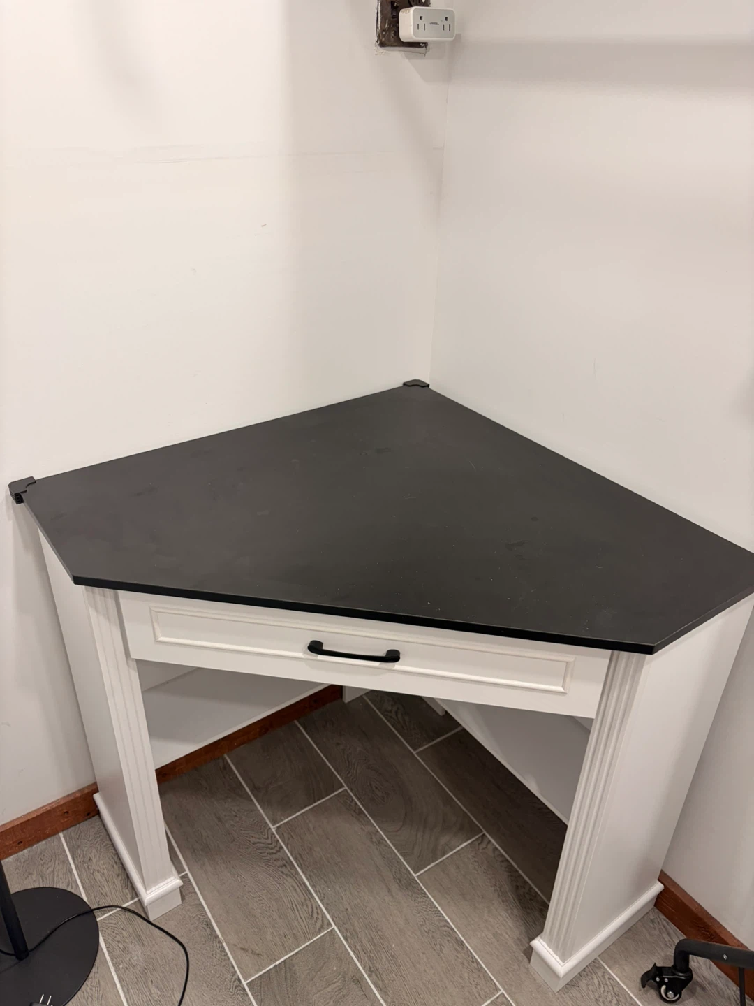 Corner Desk with Drawer
