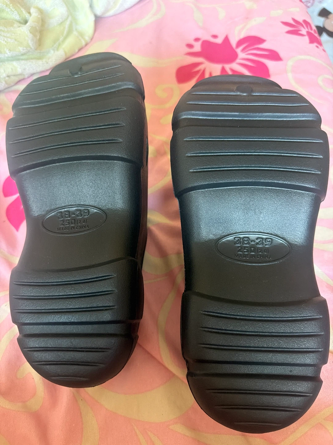 Black Clog Style Sandals Size 38-39 - photo 2