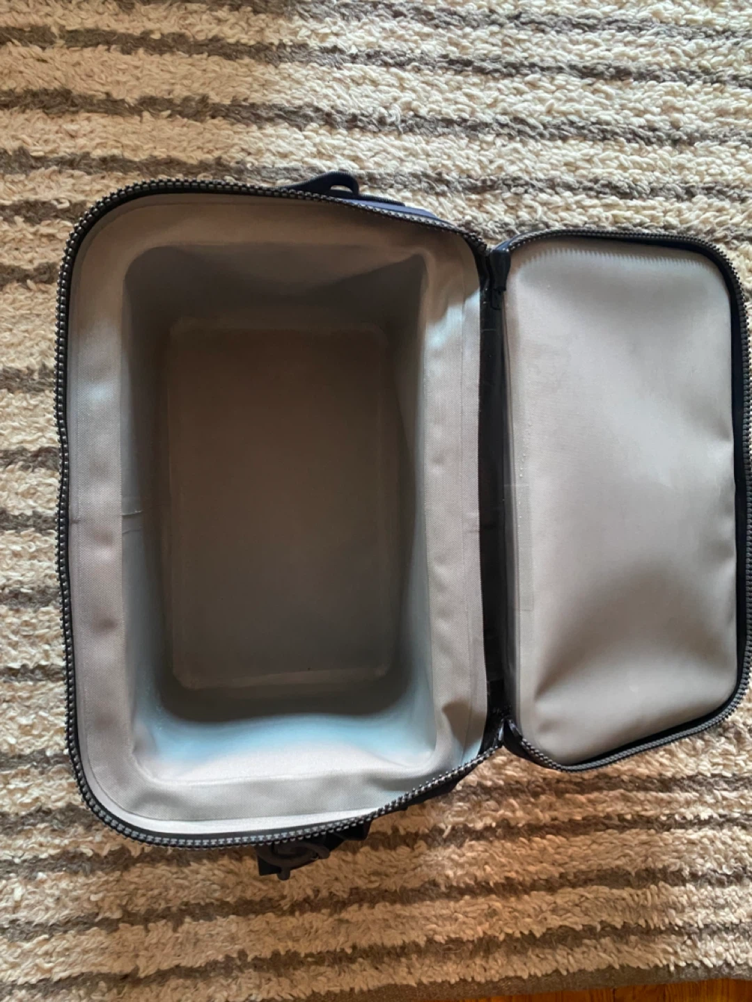 YETI Hopper Flip 18 Soft Cooler - photo 4