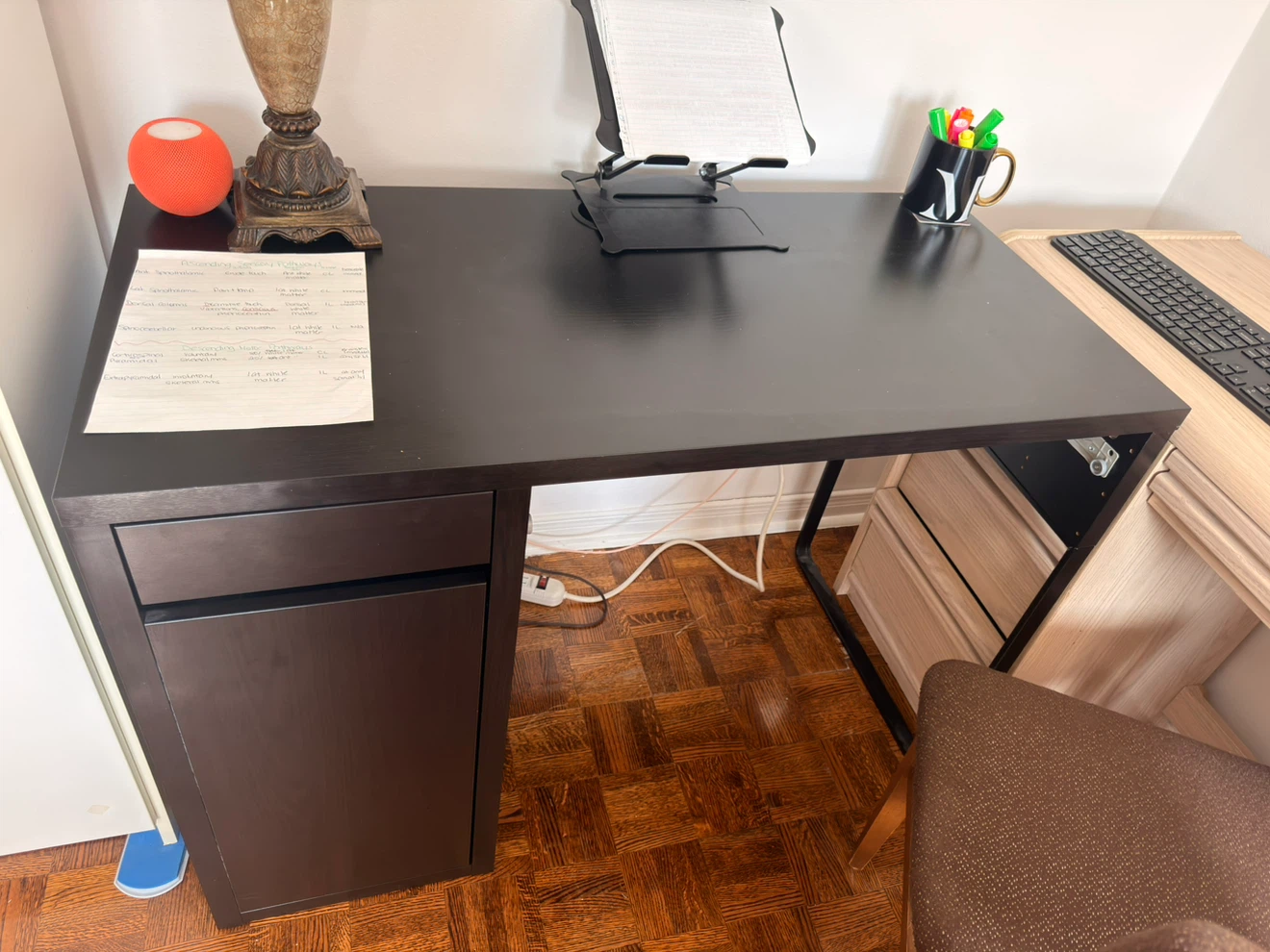 IKEA MICKE desk