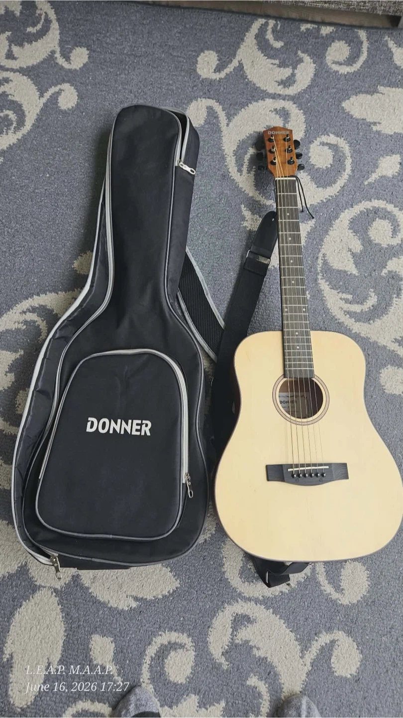 Dinner Acoustic Guitar