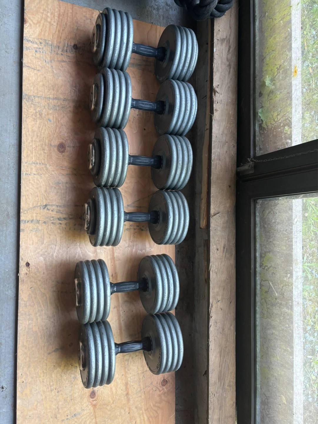 Set of 6 heavy Dumbbells