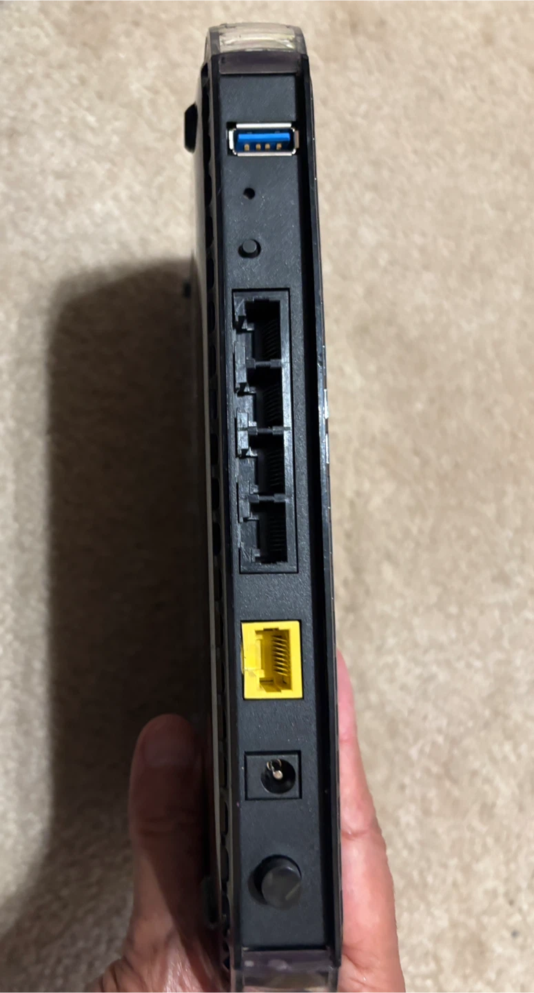 Netgear N600 WNDR3400v2 Dual Band Wireless Router - photo 4
