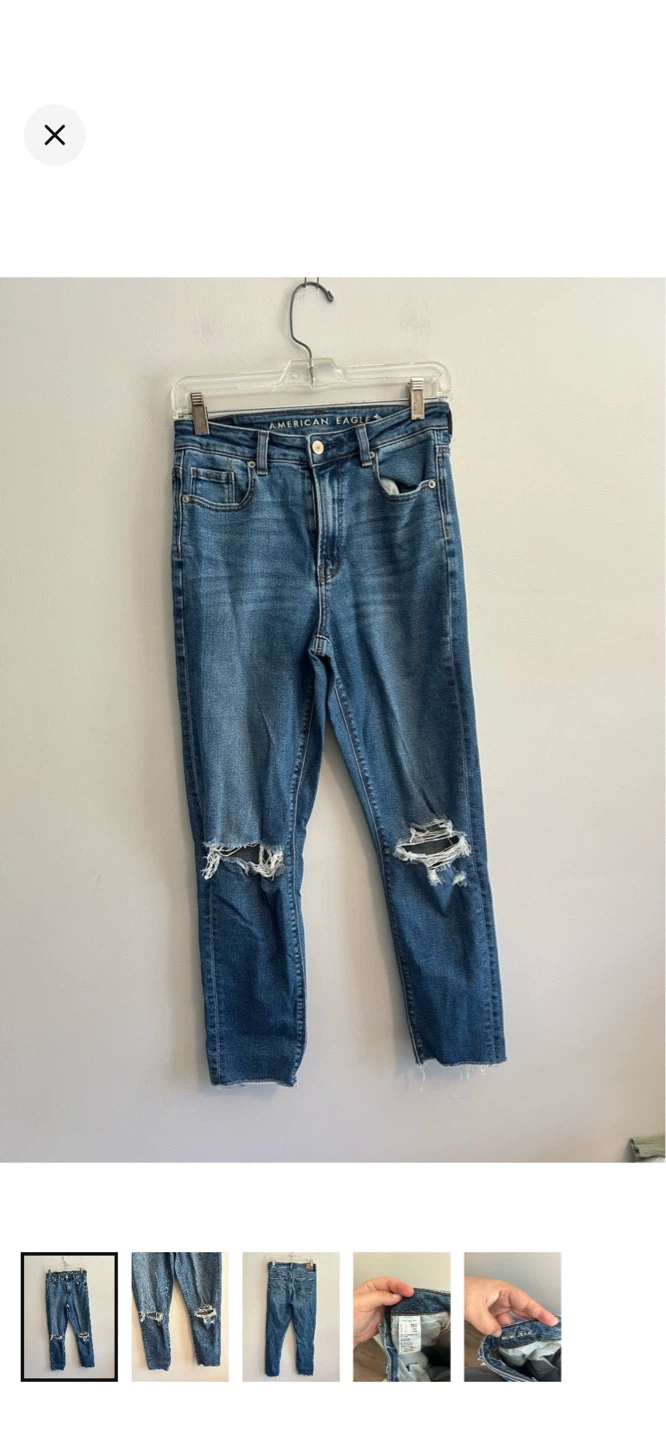 American Eagle Mom Jeans Size 0 Ripped Knee