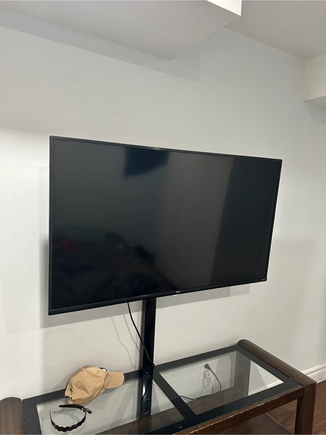 50” TCL smart tv - photo 2