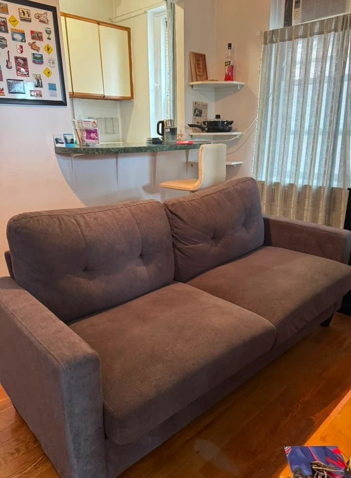 Gray Loveseat – Excellent Condition