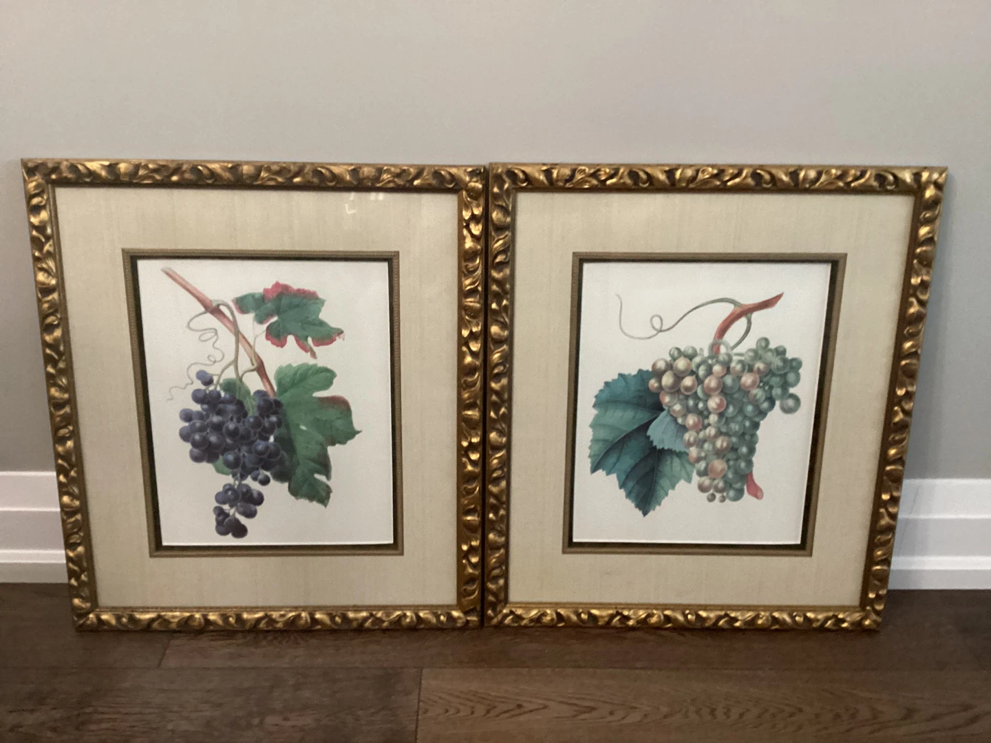 FRAMED GRAPE ARTWORK SET