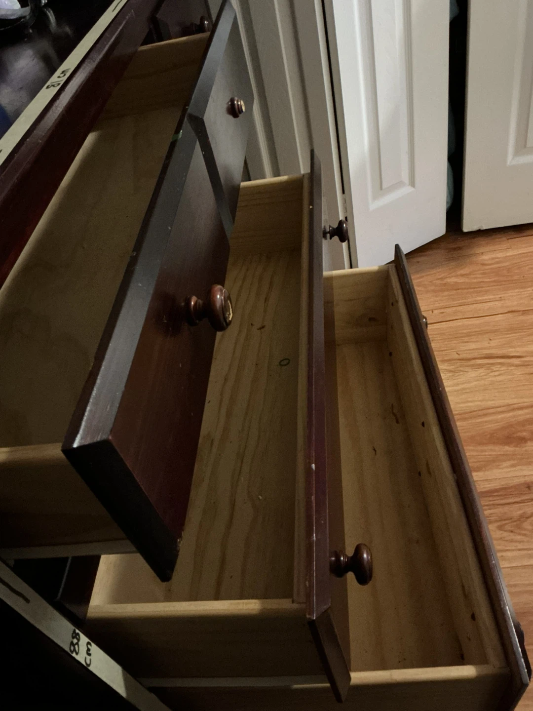 Wooden dresser - photo 4