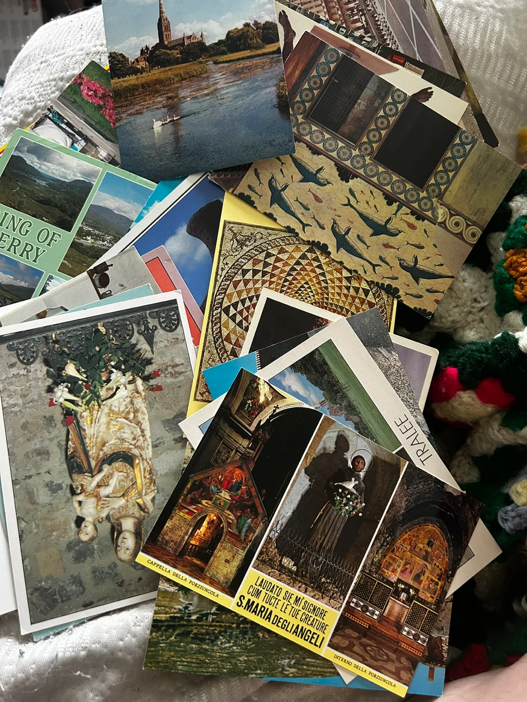 50 Vintage Travel postcards