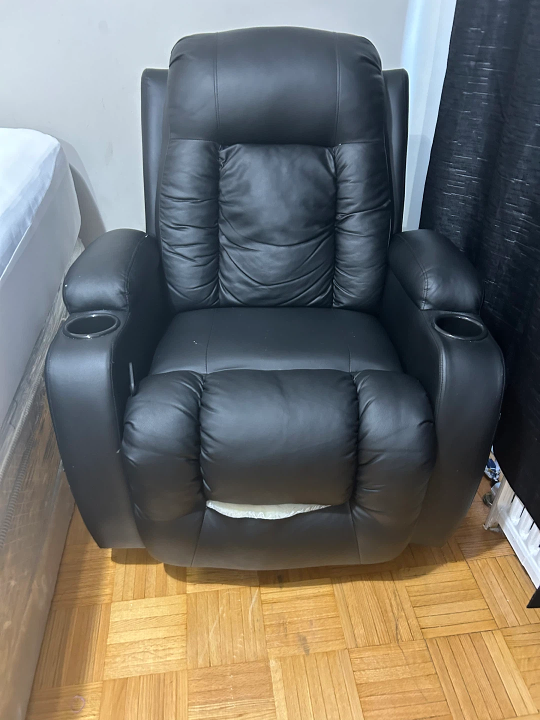 Black Recliner Chair with Massage Function - photo 2